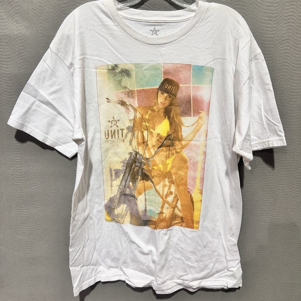 Unit Graphic T-shirt Size Large BR2010
